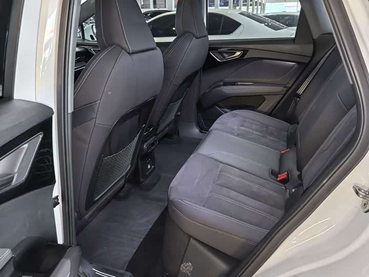 Audi Q4 e-tron 2023 40 e-tron chuang jing ban
