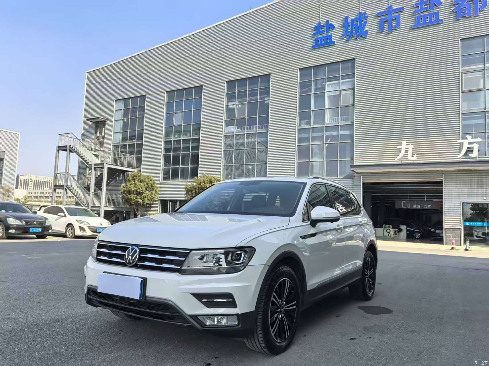 Volkswagen Tiguan L