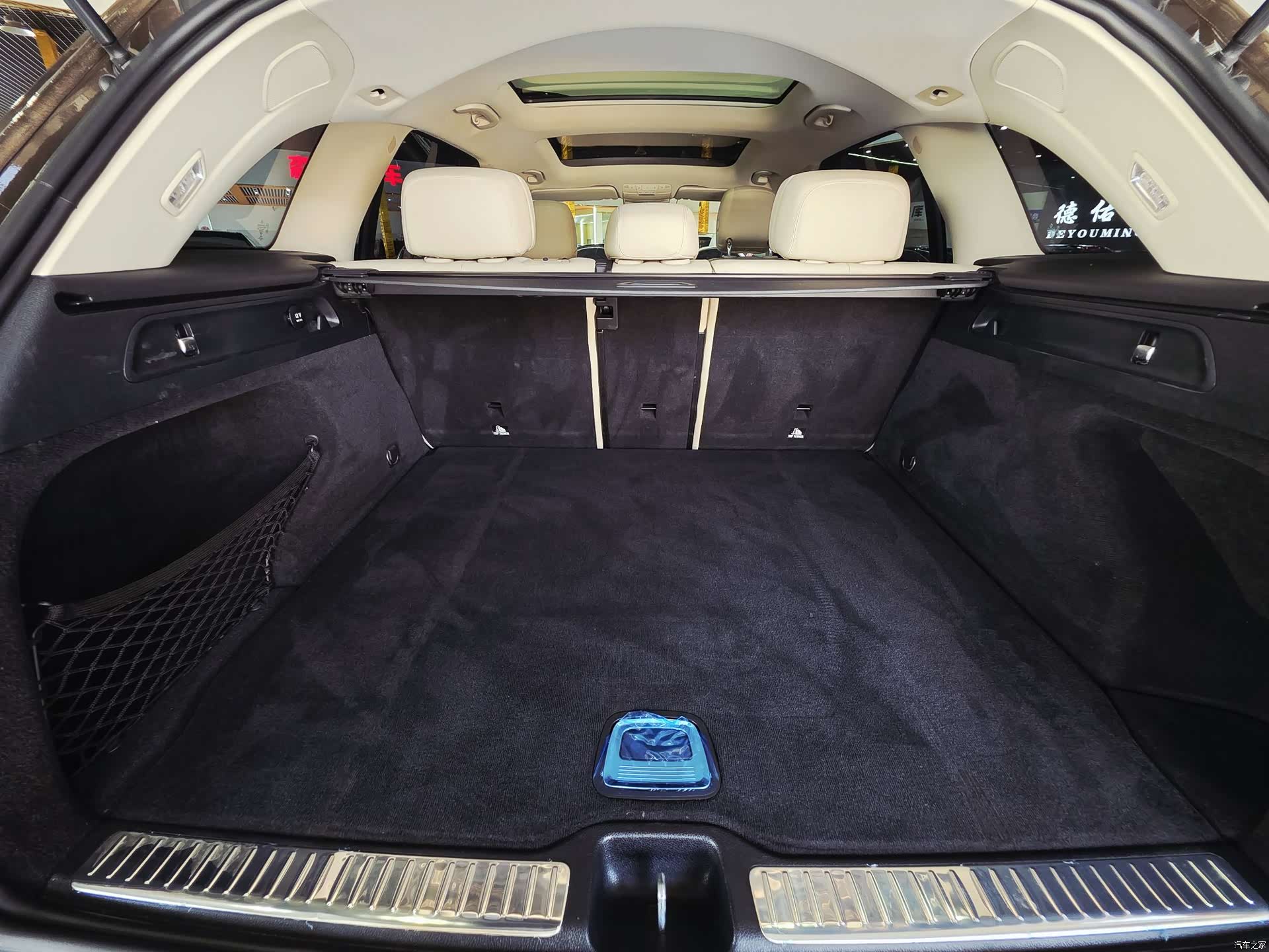 Mercedes-Benz GLC, 2016 16