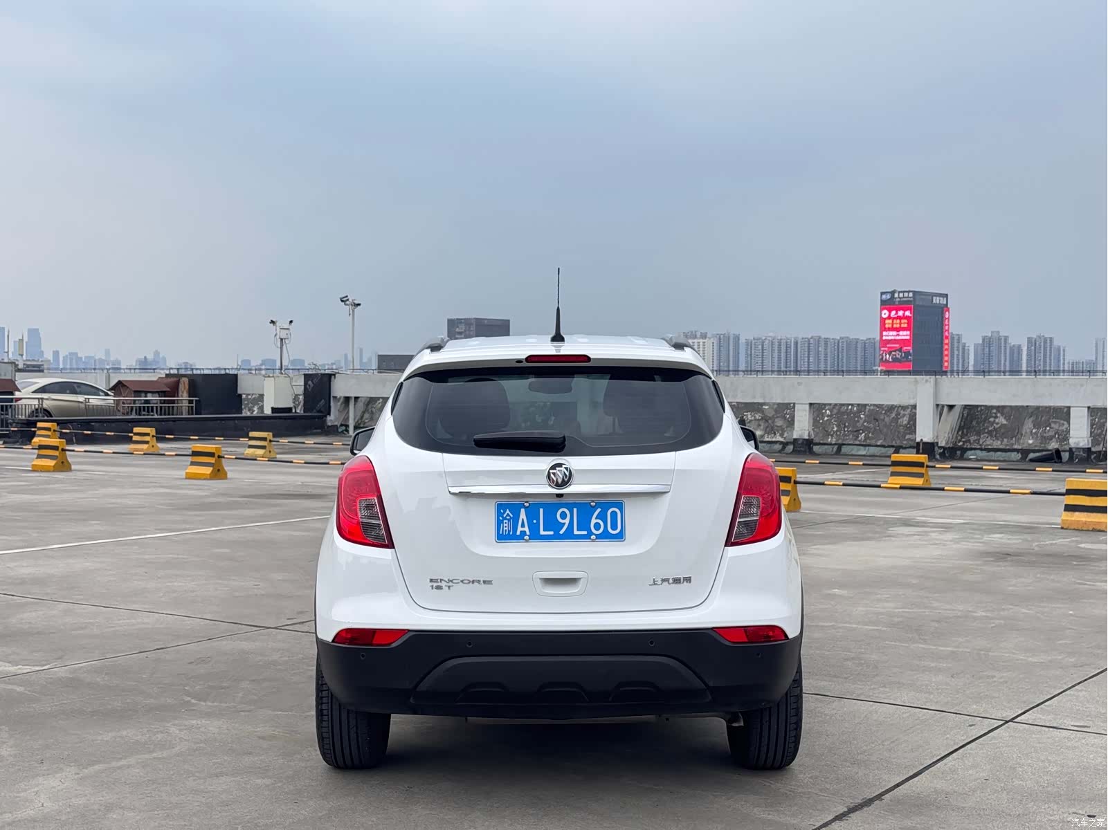 Buick Encore, 2018 все фото
