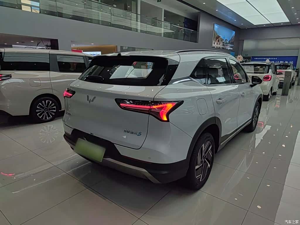 Wuling Starlight, 2025 7