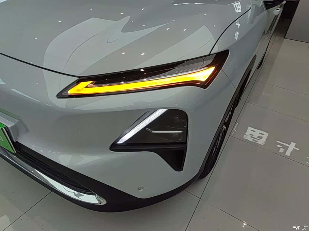 Wuling Starlight, 2025 24