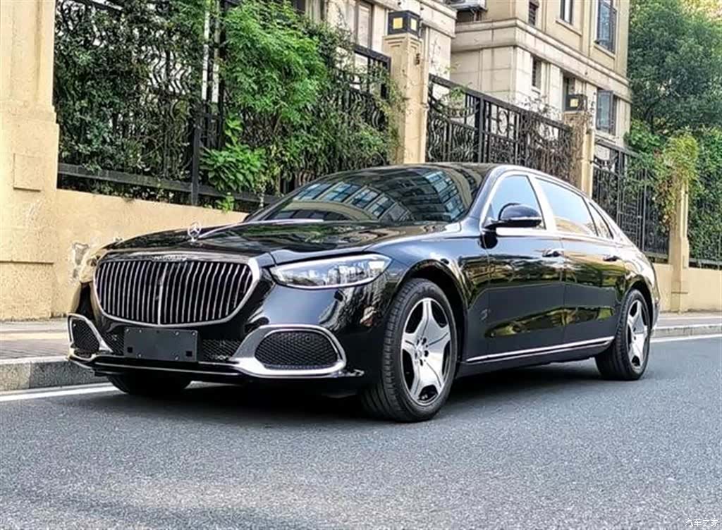 Maybach S-Class, 2021 1