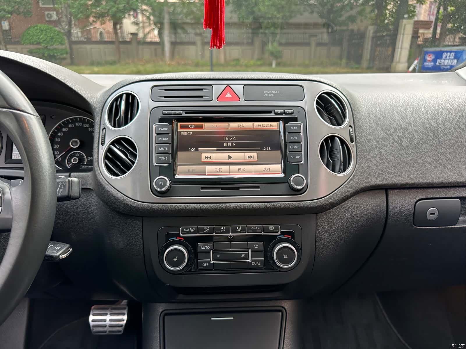 Volkswagen Golf, 2011 21