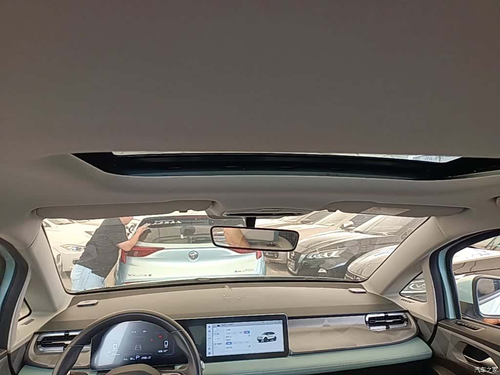 Geely E, 2024 18