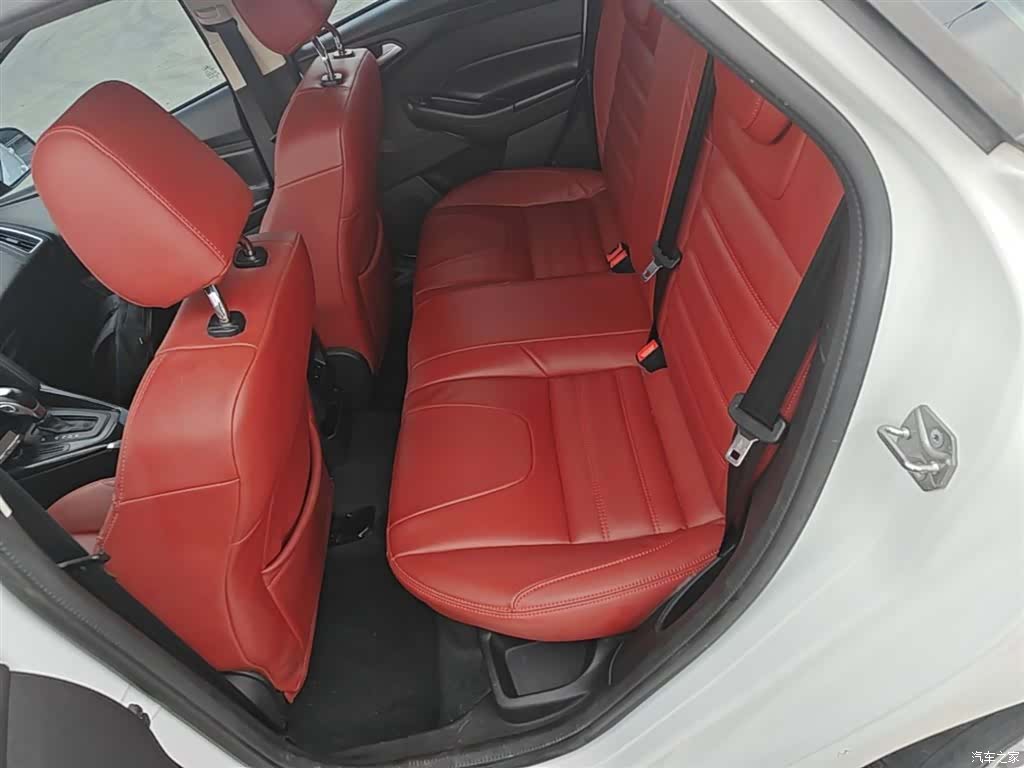 Ford Focus, 2018 17