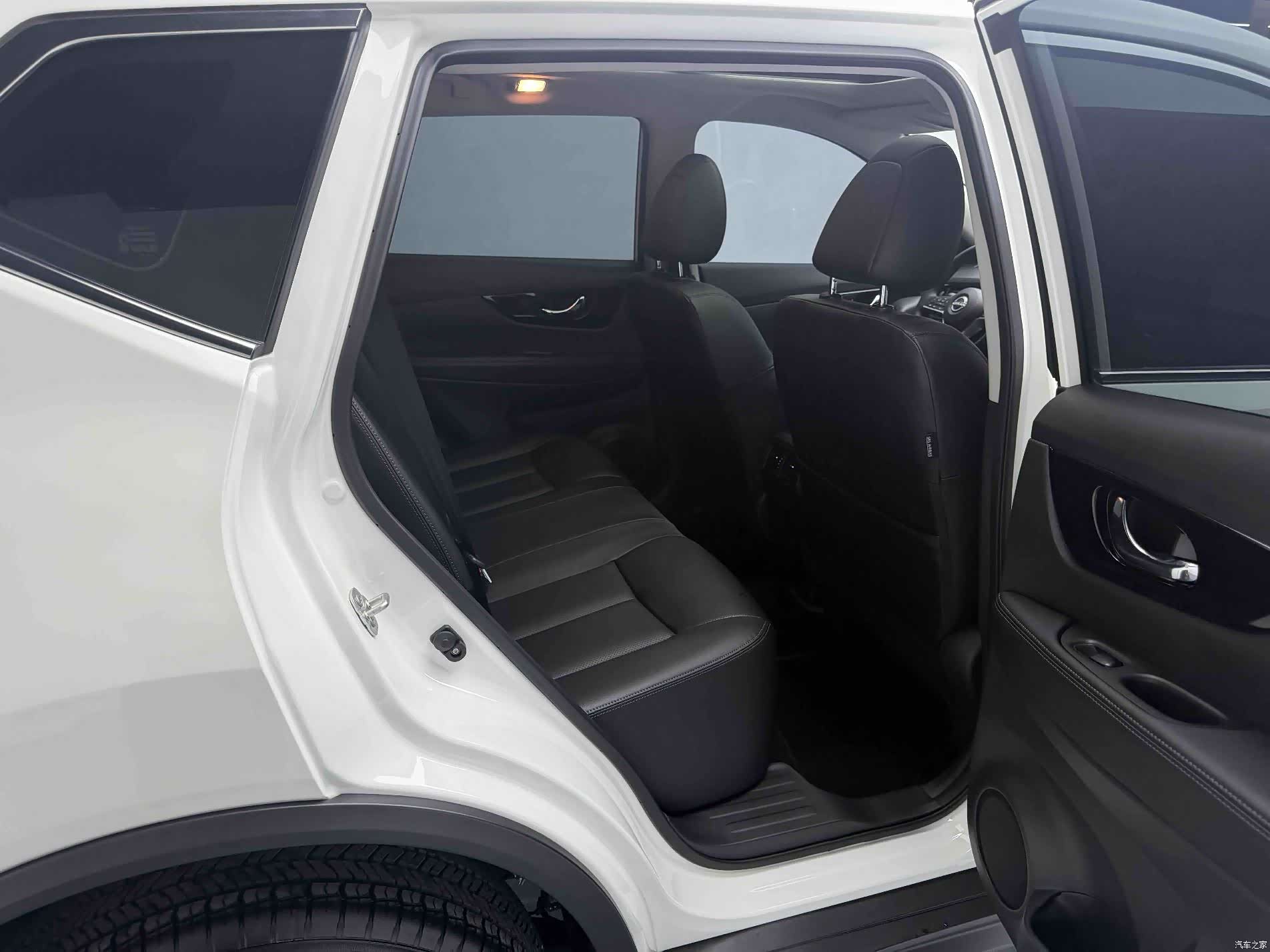 Nissan X-Trail, 2026 25