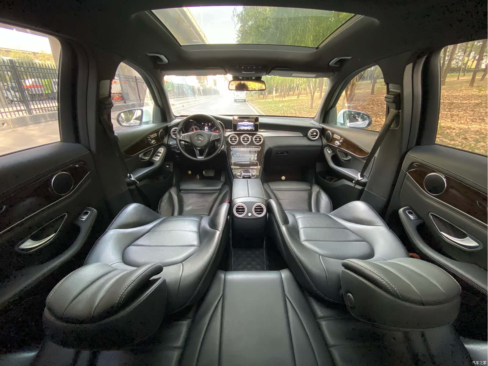 Mercedes-Benz GLC, 2018 29