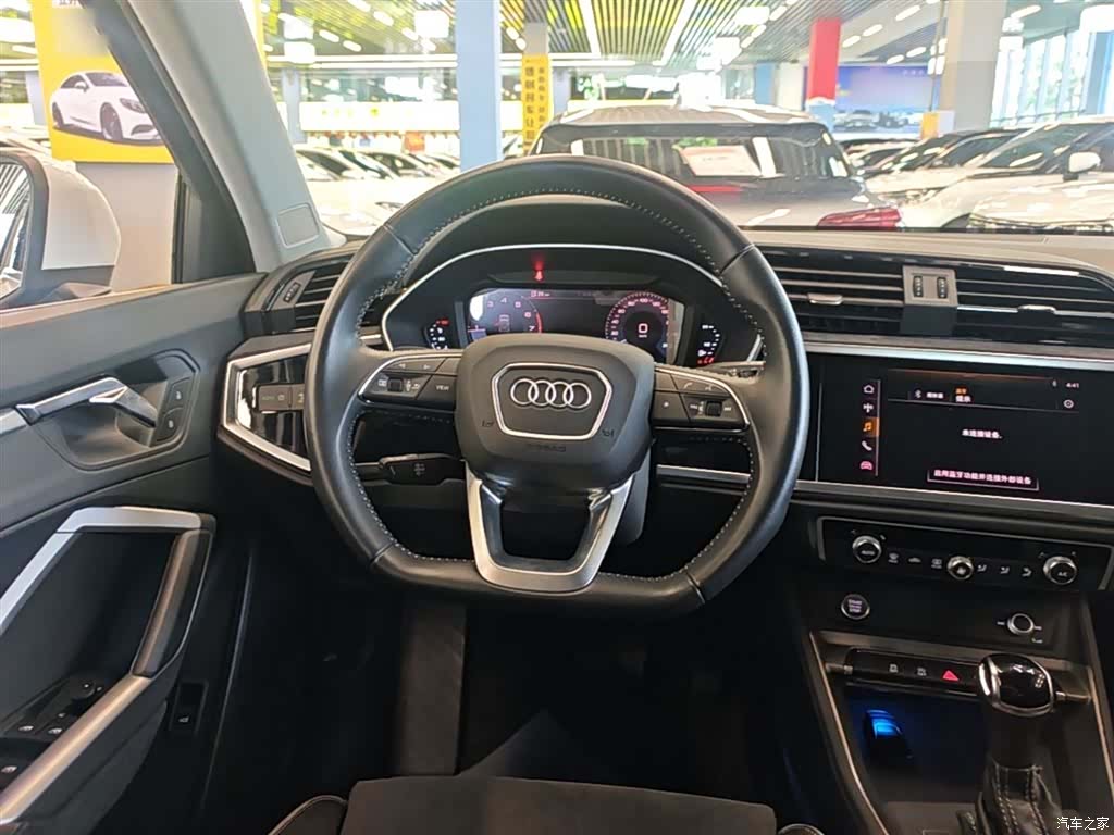 Audi Q3, 2026 11