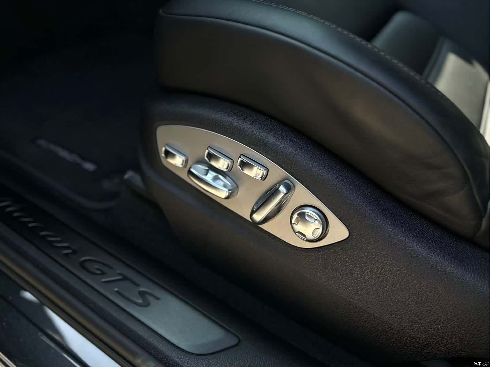Porsche Macan, 2021 13