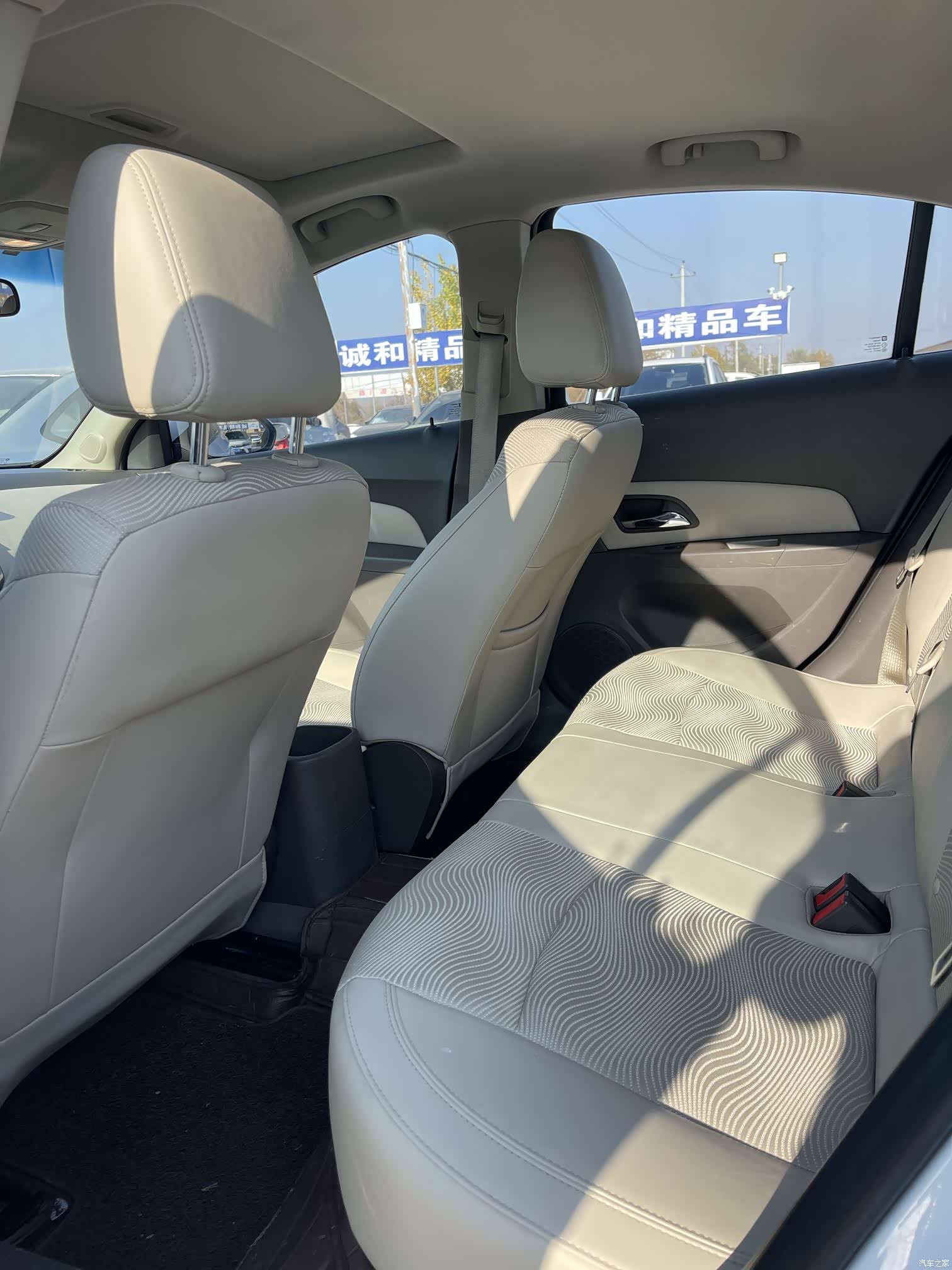 Chevrolet SE, 2016 6