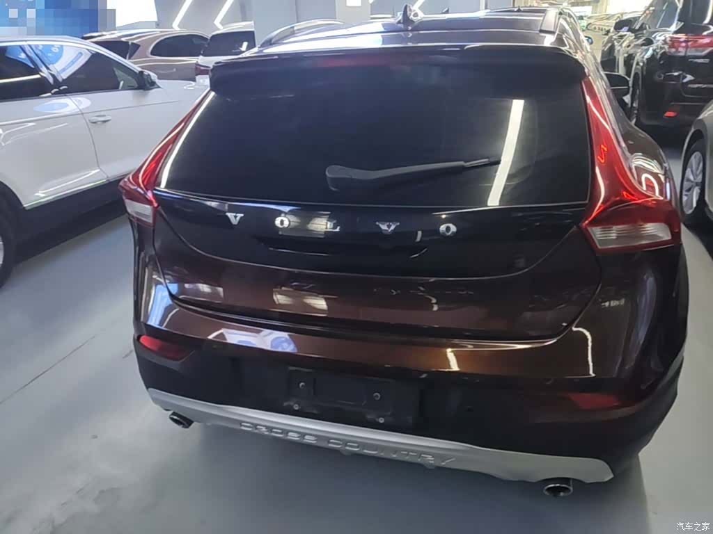 Volvo V40, 2018 6
