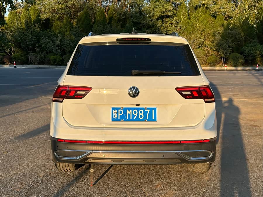 Volkswagen Tiguan L 2023, фото 11