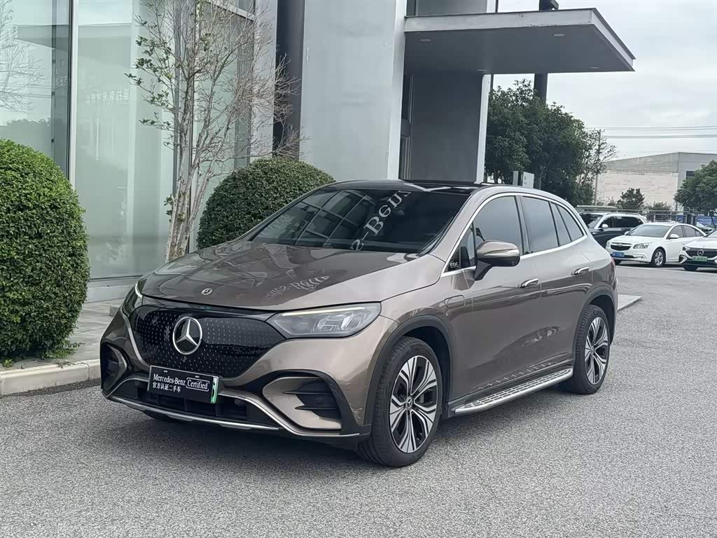 Mercedes-Benz EQE SUV