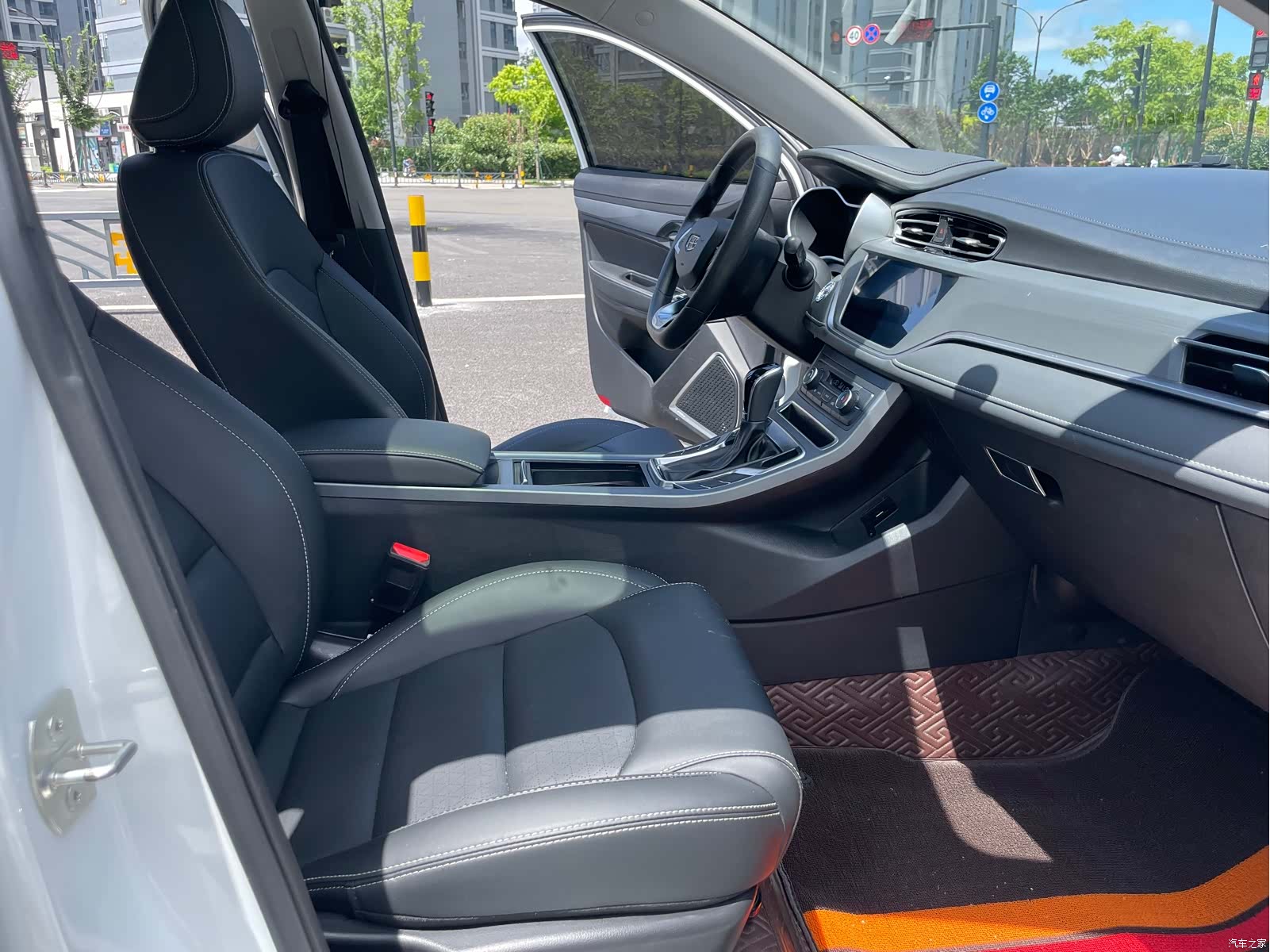 Geely Emgrand, 2022 8