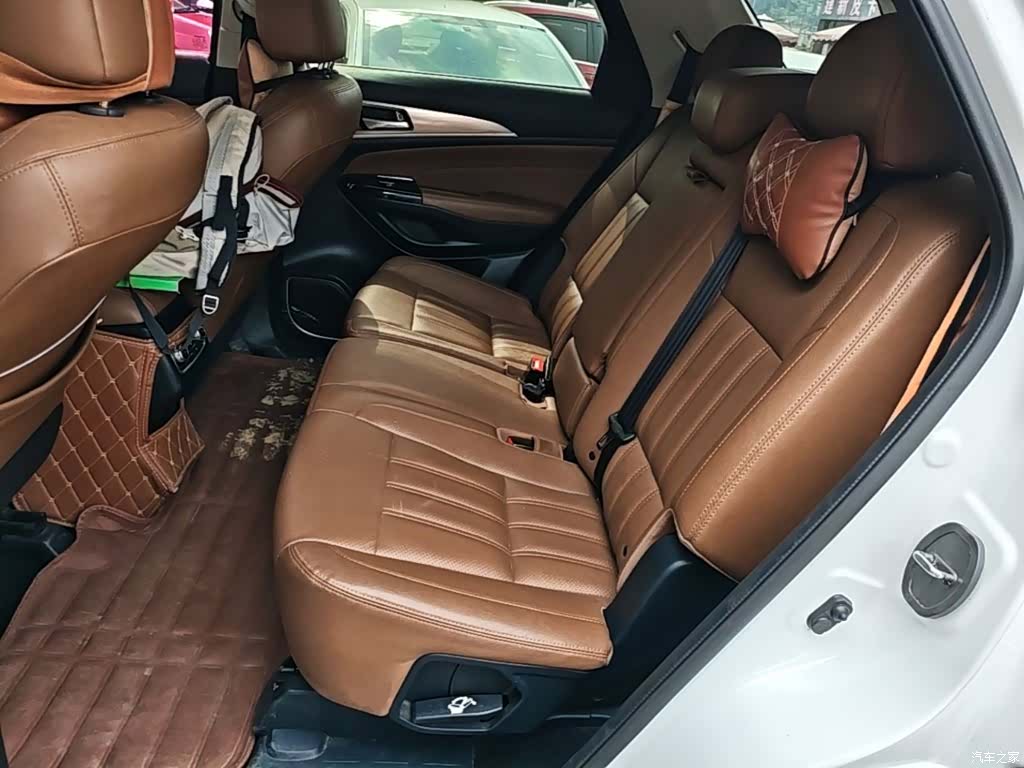 Changan CS95, 2018 17