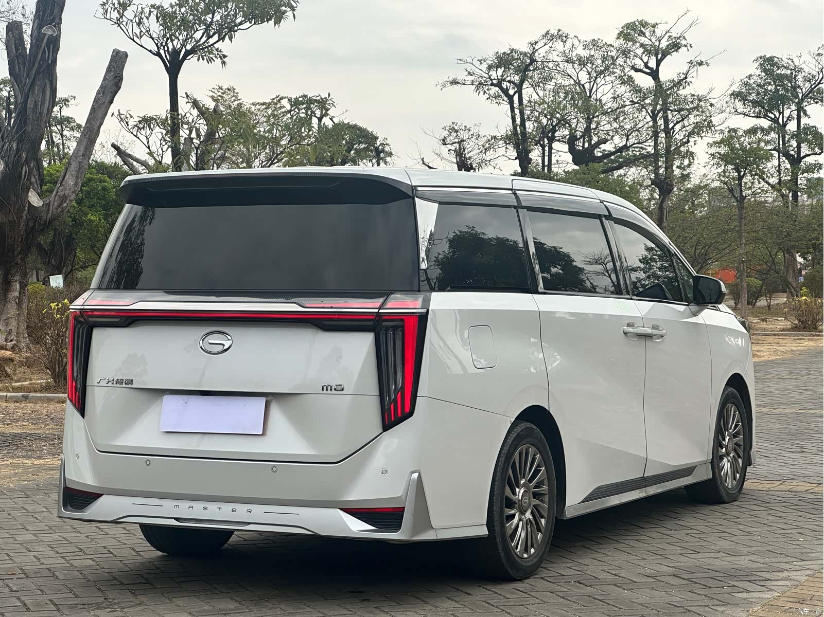 Trumpchi M8, 2023 17