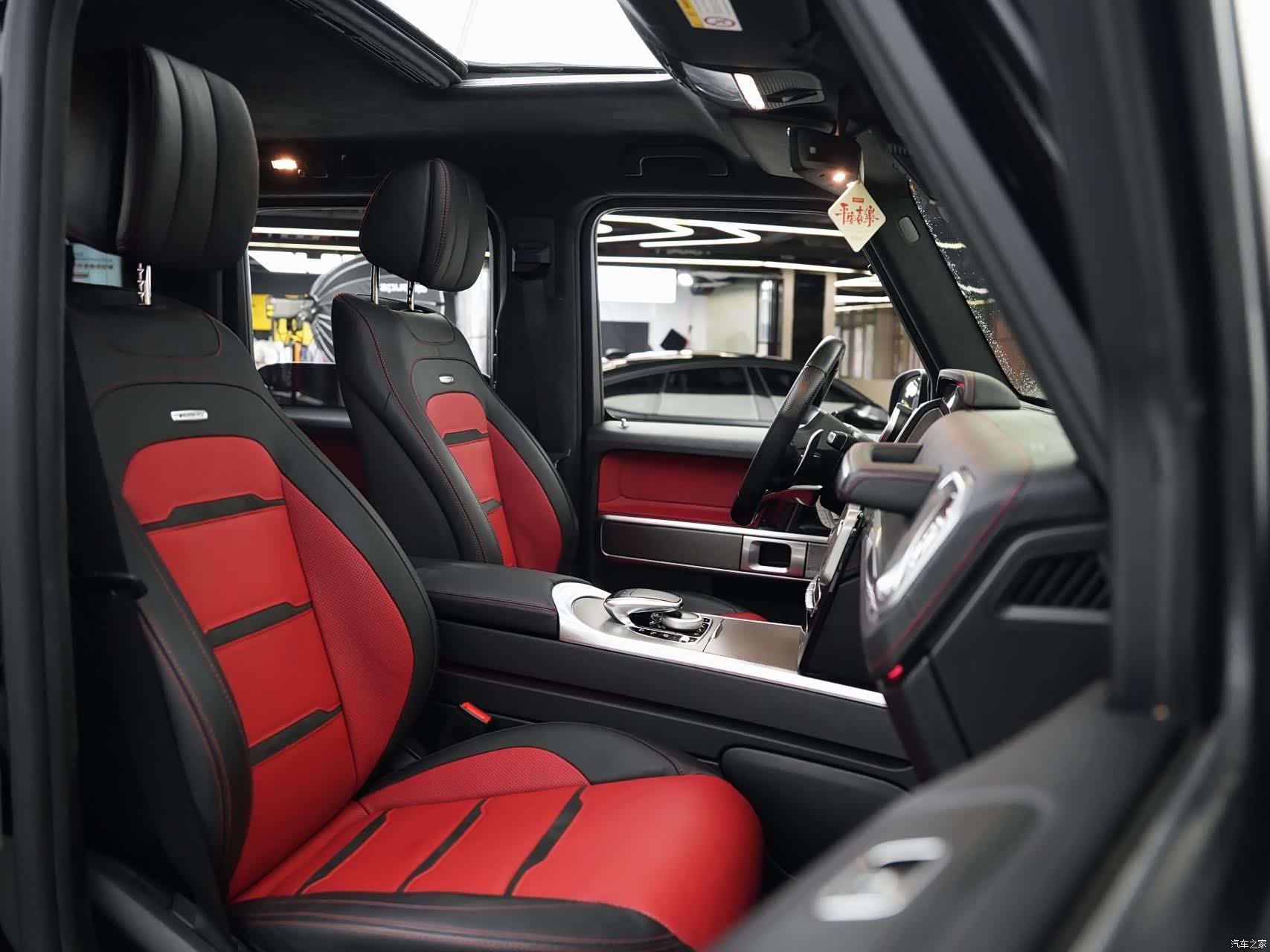 Mercedes-Benz G-Class, 2018 22