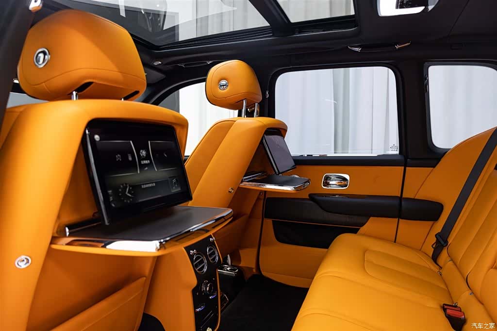 Rolls-Royce Cullinan, 2021 12