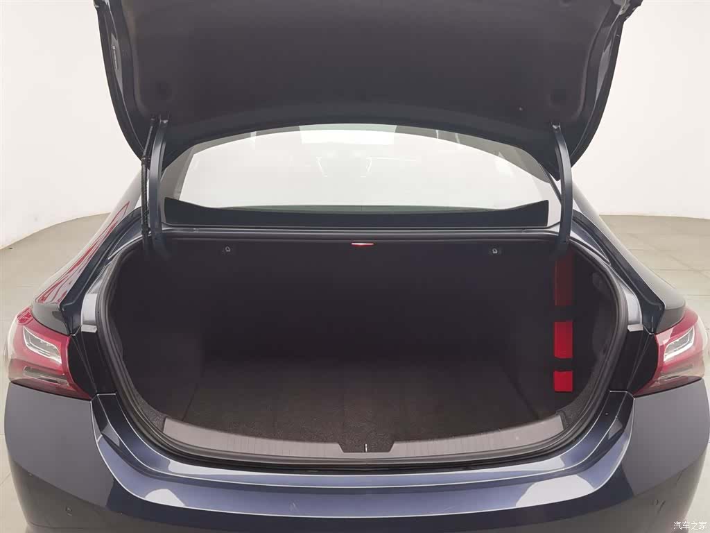 Chevrolet XL, 2022 16