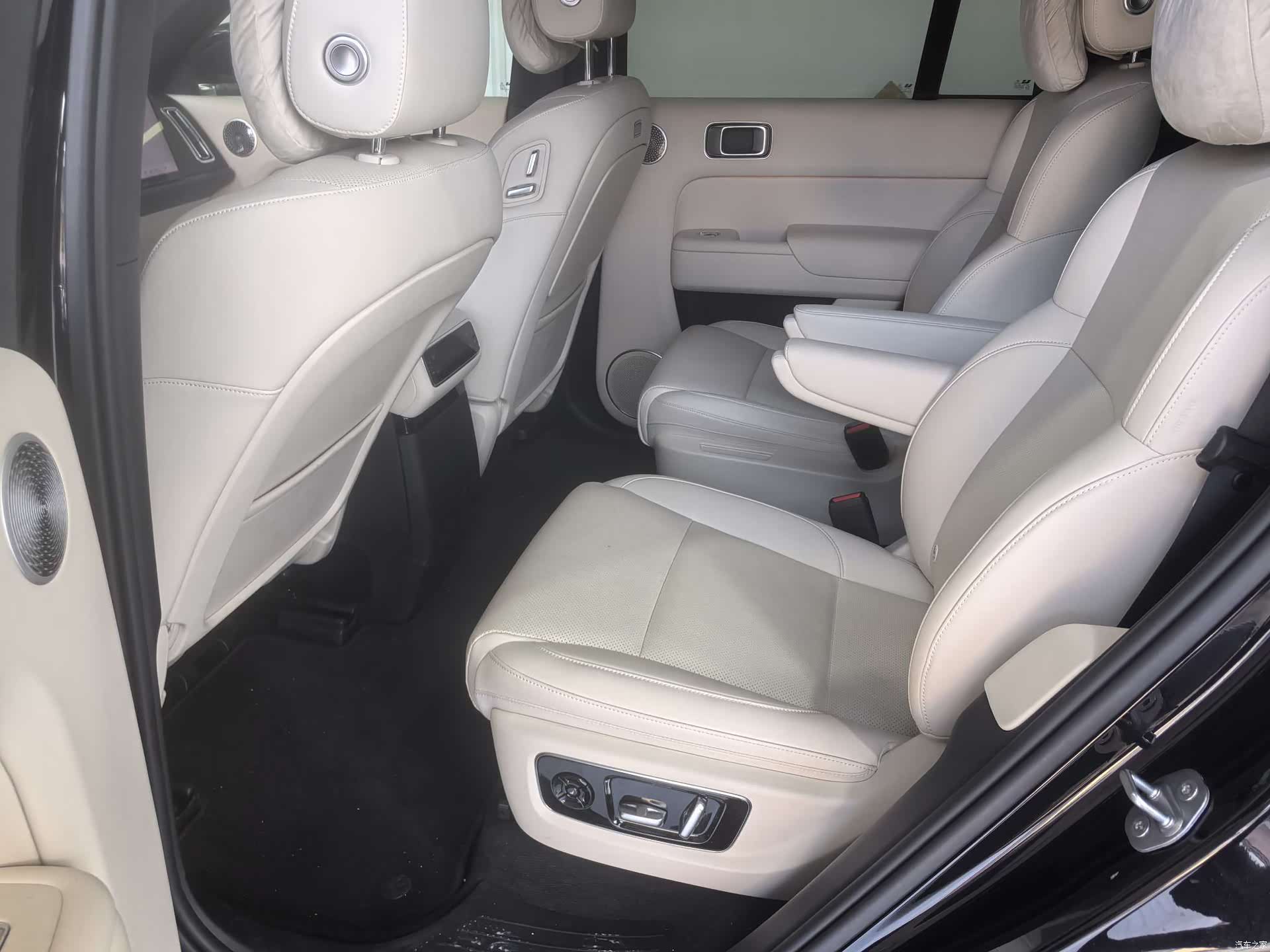 Li Auto L8, 2025 12