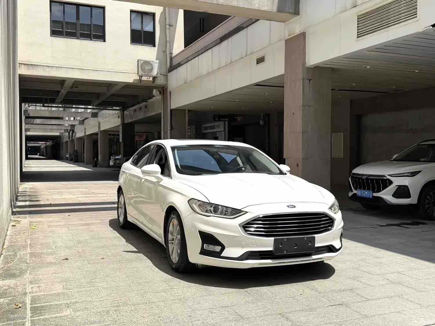 Ford Mondeo, 2020 3