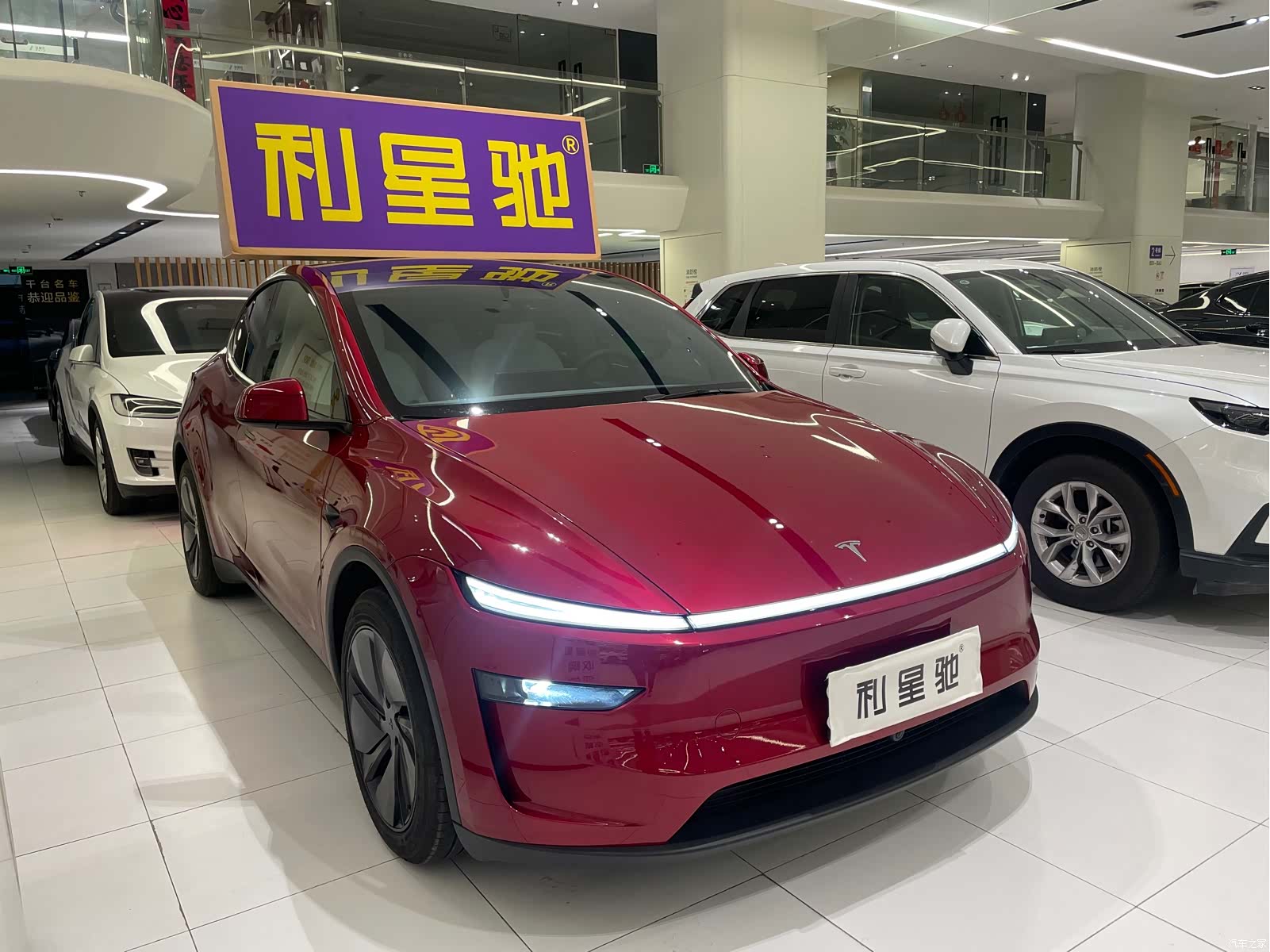 Tesla Model Y, 2025 2