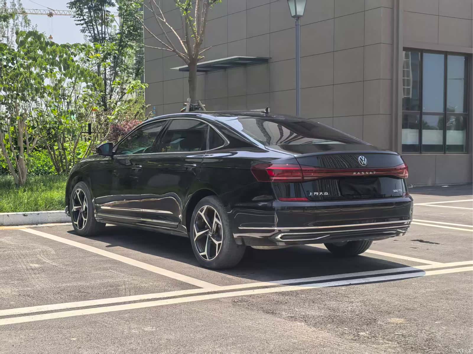 Volkswagen Passat, 2025 7