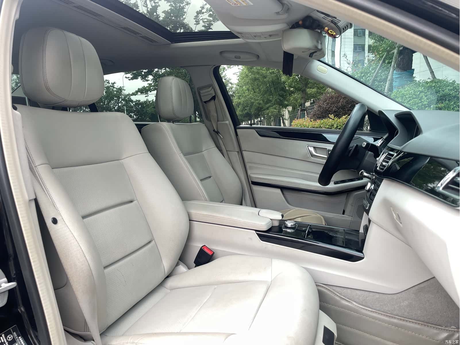 Mercedes-Benz E-Class, 2014 все фото