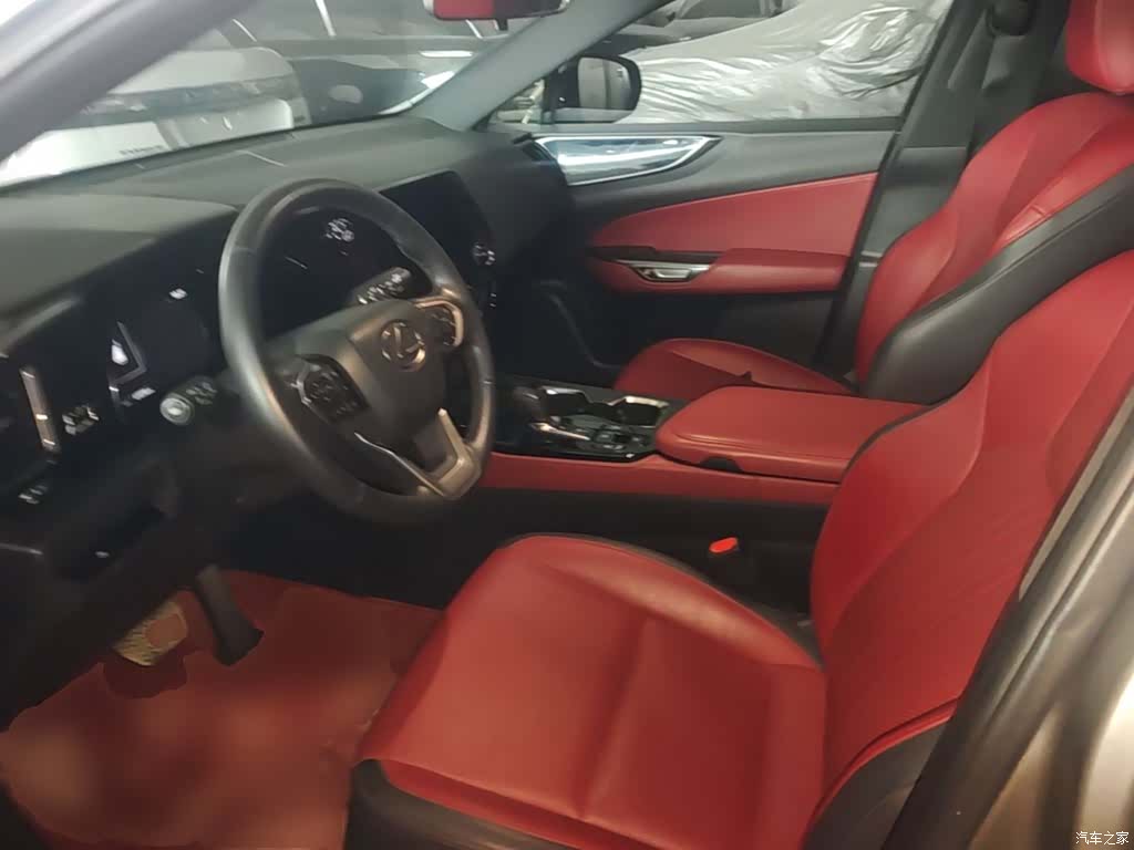 Lexus NX, 2023 22