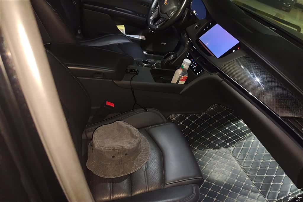 Cadillac CT6, 2019 8