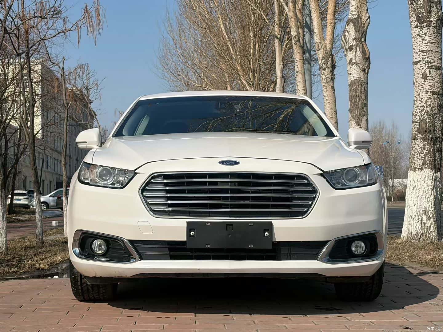 Ford Taurus, 2017 2