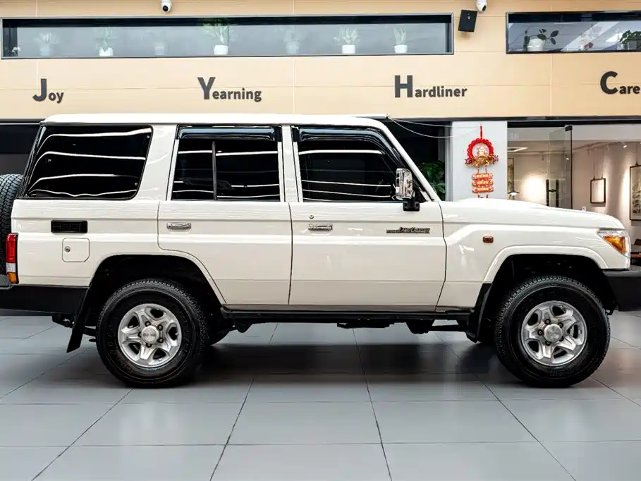 Toyota Land Cruiser Toyota Land Cruiser