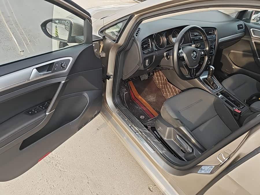 Volkswagen Golf 2018, фото 16