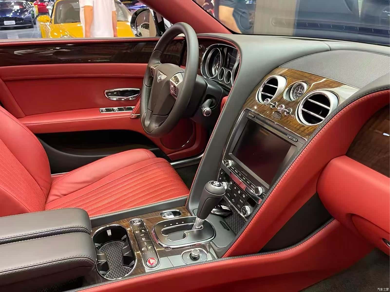 Bentley Flying Spur, 2018 15