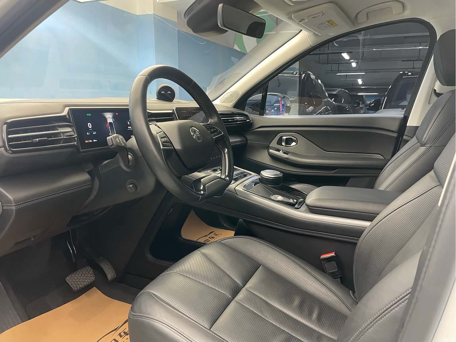 NIO ES8, 2019 12