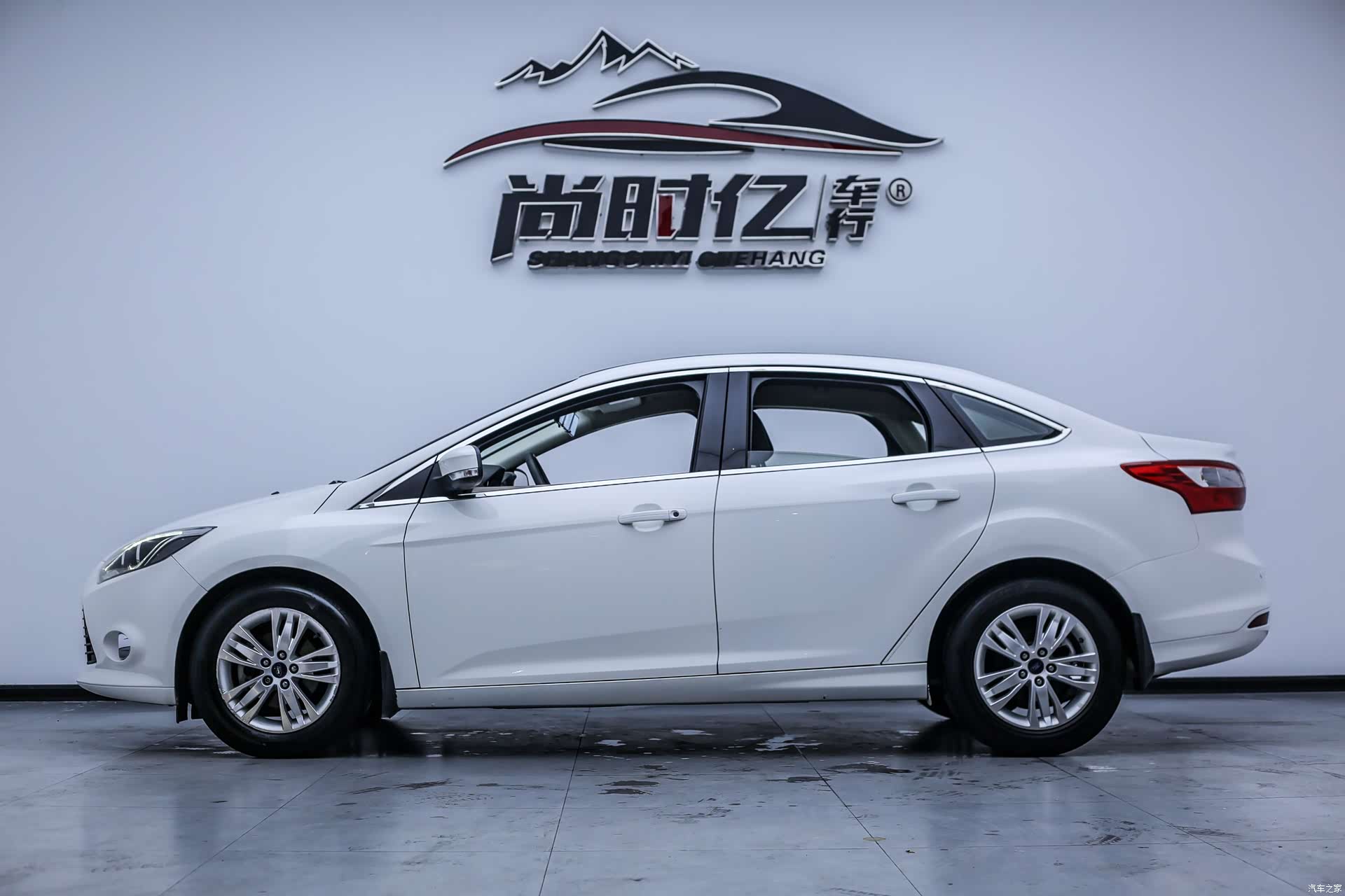 Ford Focus, 2015 7