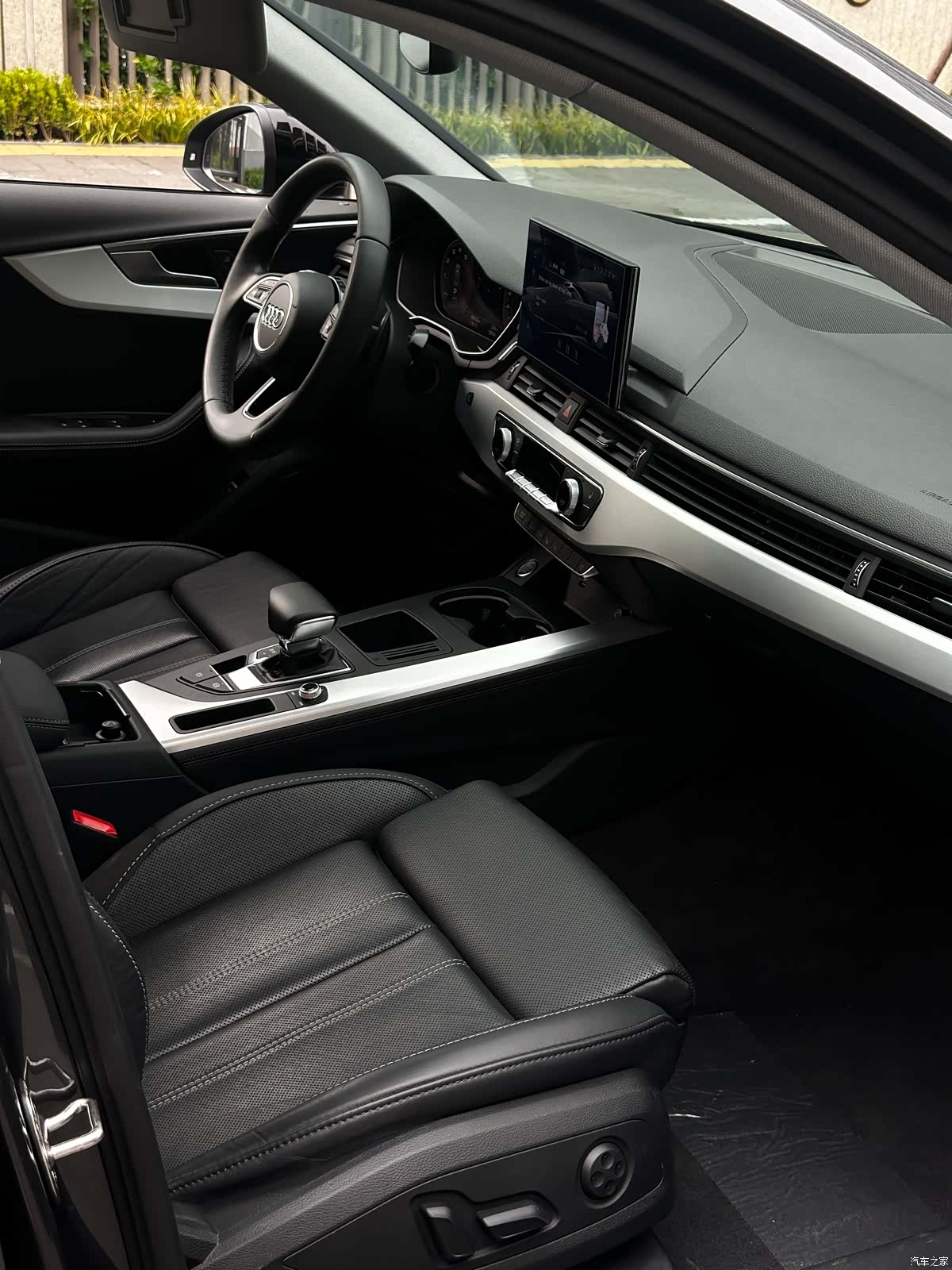 Audi A4L, 2022 20