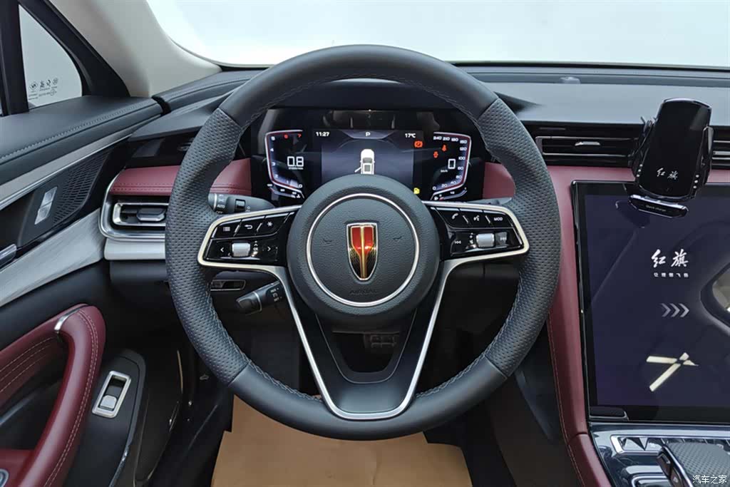 Hongqi H5, 2025 15