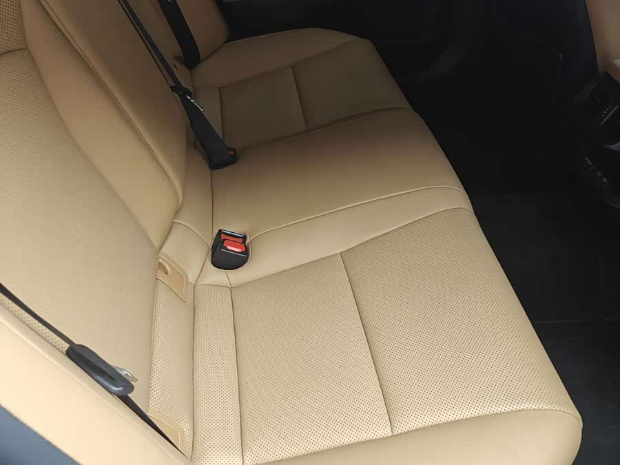 Lexus ES 2023, фото 14