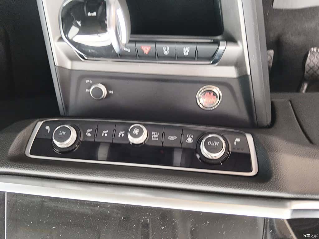 Audi Q3, 2022 18