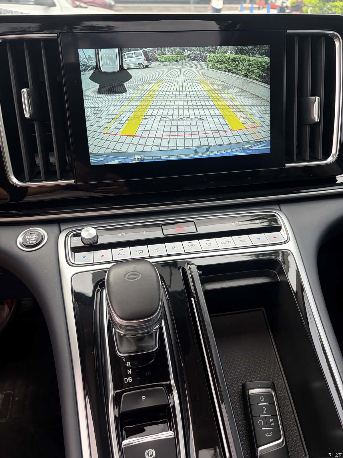 Trumpchi M8, 2022 14