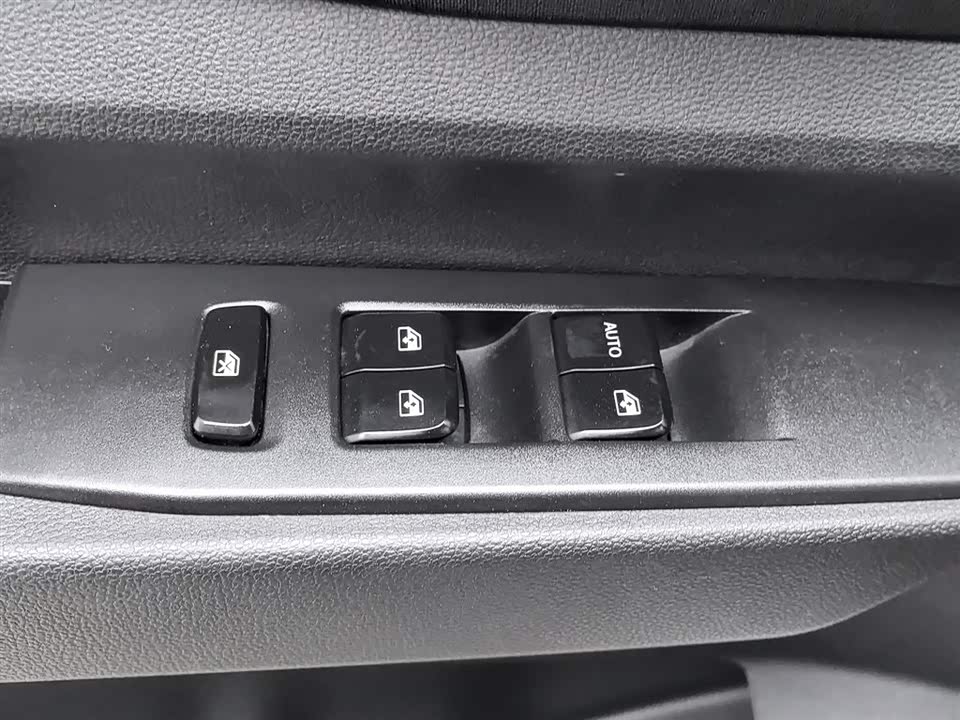 Wuling Wuling Hongguang PLUS