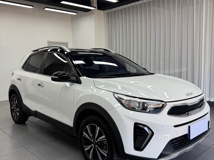 Kia Stonic 2023, фото 3