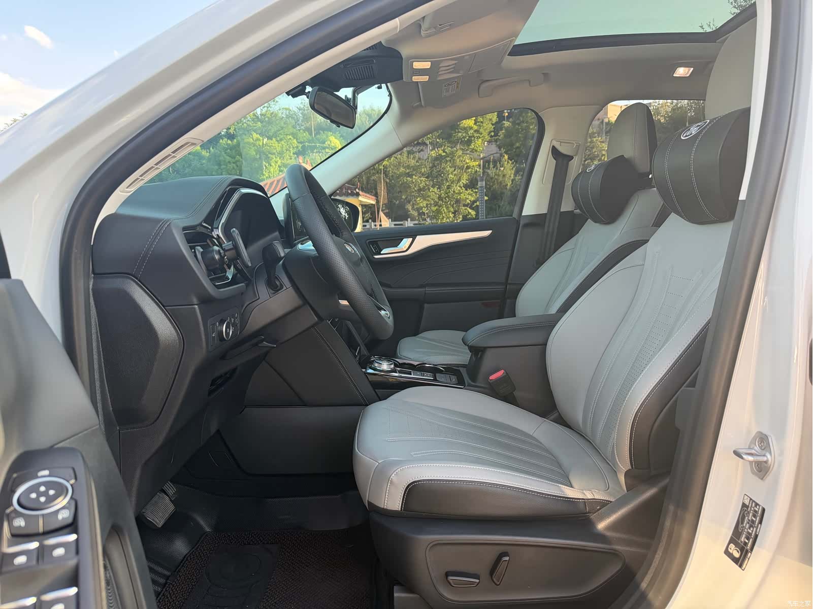 Ford Escape, 2024 8