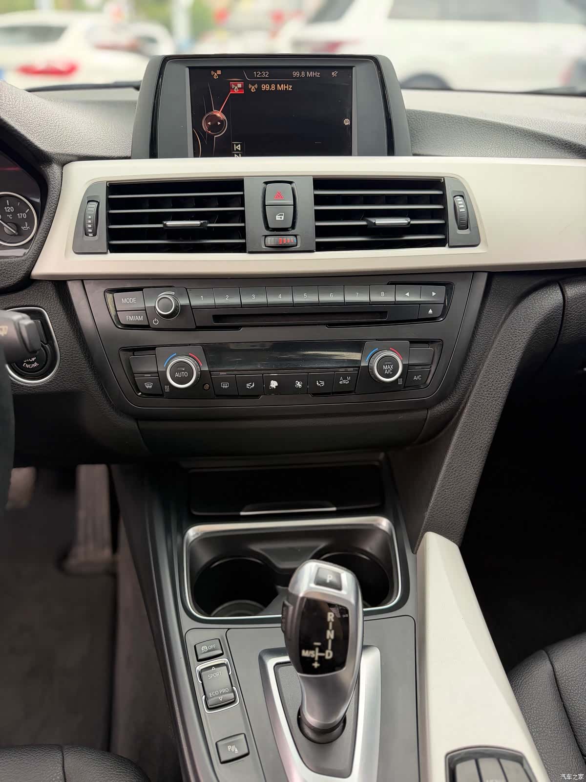 BMW 3 Series, 2015 7