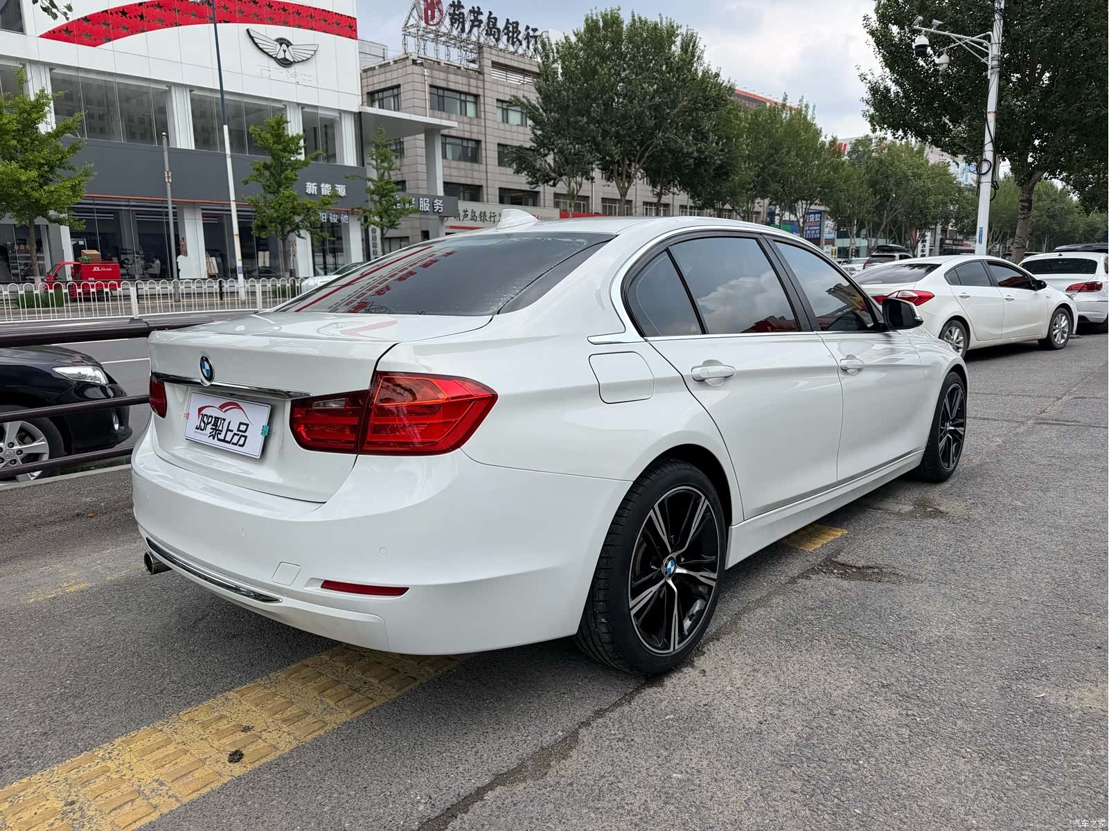 BMW 3 Series, 2015 12