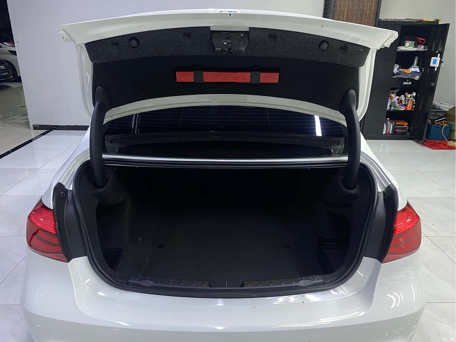 BMW 3 Series, 2018 23