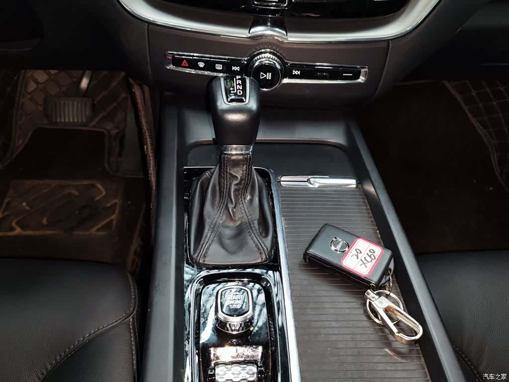 Volvo XC60, 2020 14
