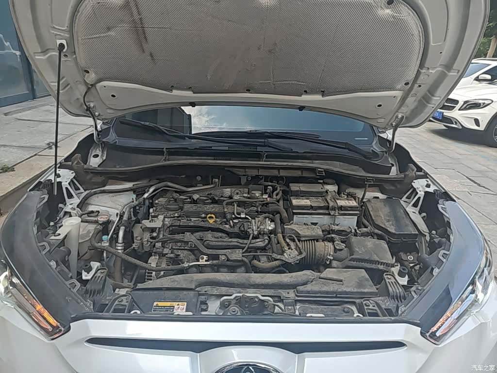 Toyota Frontlander, 2023 16